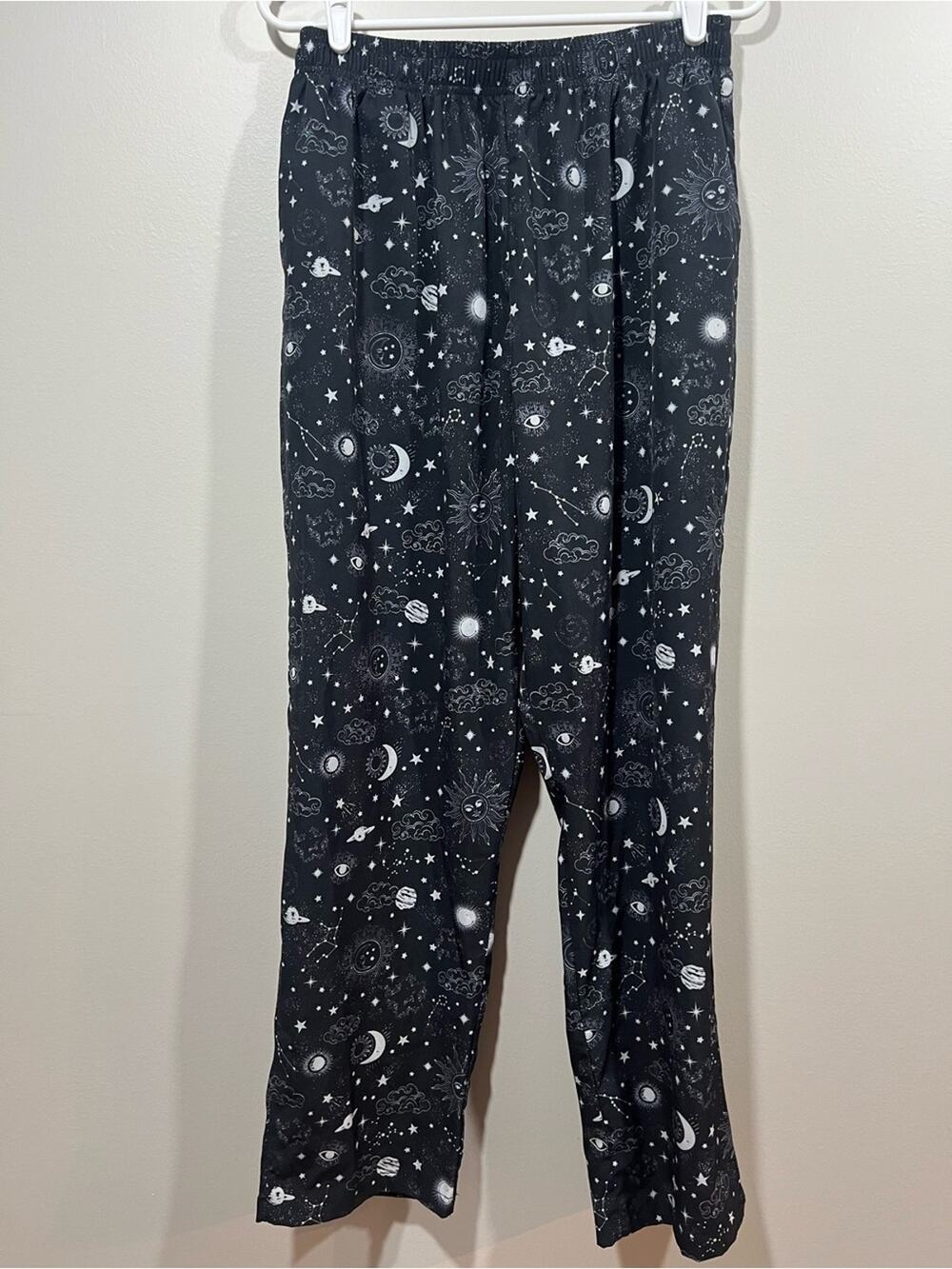 YoungLA Black Space-Print Lightweight Pants Medium